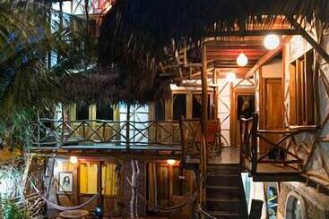 הוסטל Hostal Rutamar