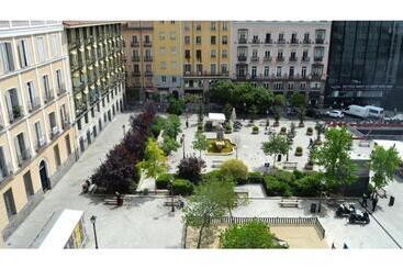 Motion Chueca Hostel