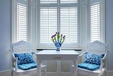 Vondelpark House B&b