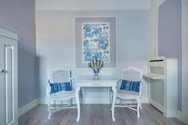 Vondelpark House B&b