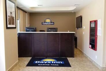 هتل Days Inn By Wyndham Brooklyn Marine Park
