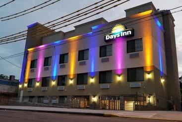 هتل Days Inn By Wyndham Brooklyn Marine Park