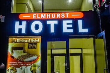 هتل Elmhurst