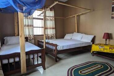 هتل Flamingo Guest House Znz