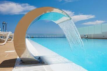 Marina Di Petrolo Hotel & Spa