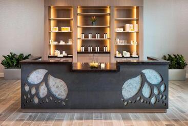هتل The Westin Jackson