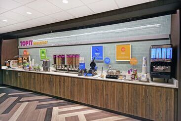 هتل Tru By Hilton Portland Airport Area