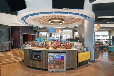 هتل Tru By Hilton Portland Airport Area