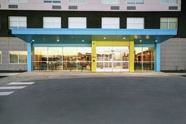هتل Tru By Hilton Portland Airport Area