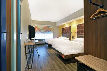 هتل Tru By Hilton Portland Airport Area