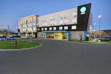 هتل Tru By Hilton Portland Airport Area