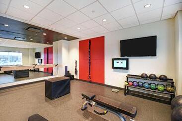 هتل Tru By Hilton Portland Airport Area