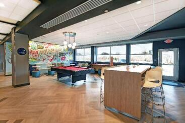 هتل Tru By Hilton Portland Airport Area