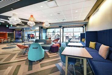 هتل Tru By Hilton Portland Airport Area