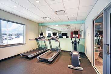 هتل Tru By Hilton Portland Airport Area