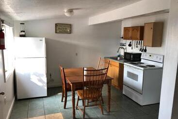 Island View Motel