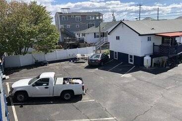Island View Motel