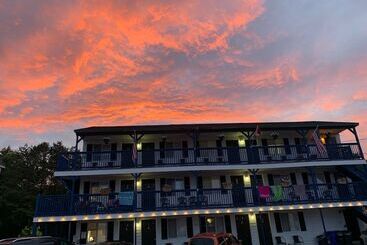 Island View Motel