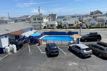 Island View Motel