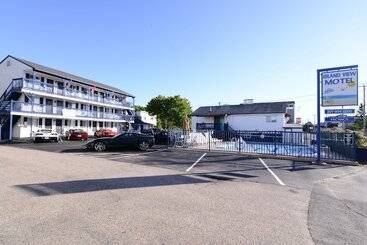Island View Motel