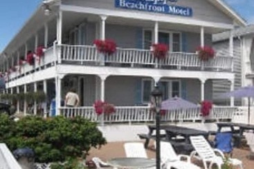 Sandpiper Beachfront Motel