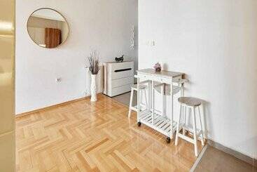 Smart Apartments