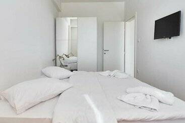 Smart Apartments