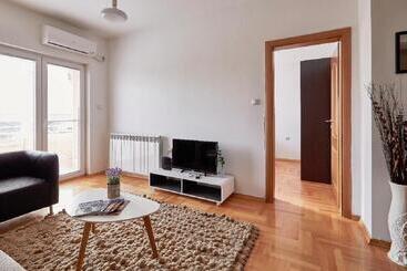 Smart Apartments