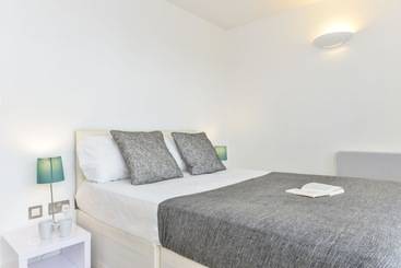 Tower Bridge City Apartments - لندن