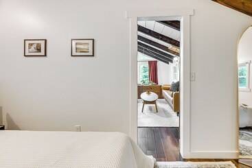 Lofty Dreams  Cabin By Conway Lake & Saco River!