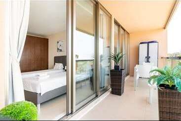 Luxury 3br 7 Pools Beach 200 M