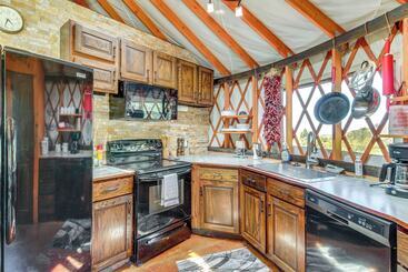Mountainside Yurt W/ Views < 3 Mi To Black Canyon!