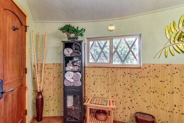 Mountainside Yurt W/ Views < 3 Mi To Black Canyon!