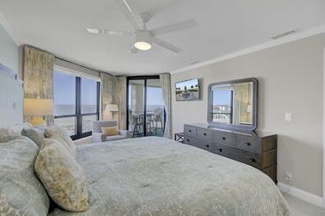502 Summerhouse By Avantstay Ocean Front Condo W/ Community Pool Access