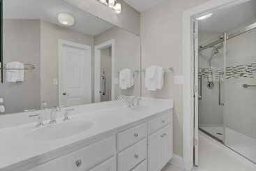 502 Summerhouse By Avantstay Ocean Front Condo W/ Community Pool Access
