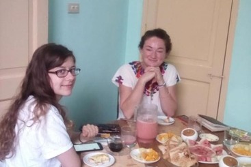 Hostal Manzzanares   Hostel
