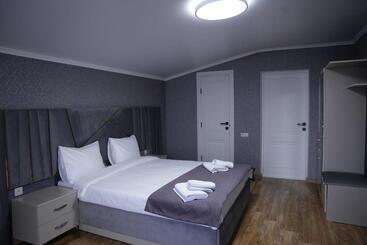 Mini Hotel Ocean