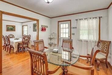 Mt Ida Home W/ Patio: 11 Mi To Lake Ouachita!