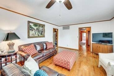 Mt Ida Home W/ Patio: 11 Mi To Lake Ouachita!