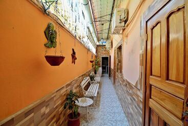 پانسیون Cadena Hostal Roberto Carlos