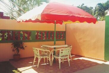 پانسیون Mara Hostal