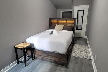 پانسیون Chicago Avenue Inn