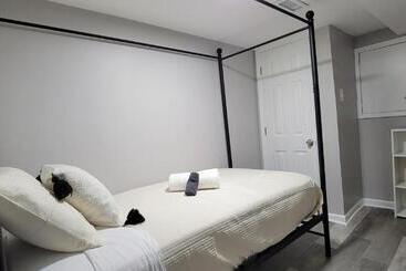 پانسیون Chicago Avenue Inn