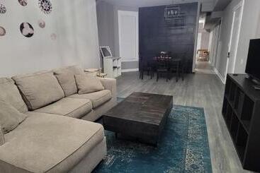 پانسیون Chicago Avenue Inn