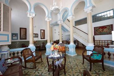 پانسیون Hostal Familia Moretón Sánchez
