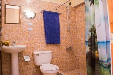 پانسیون Hostal Colonial Alelusa