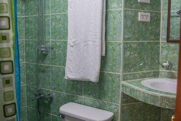 پانسیون Hostal Colonial Alelusa