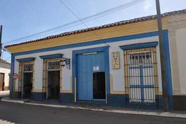 پانسیون La Estancia Hostal