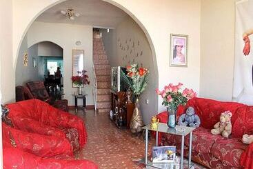 پانسیون Hostal Maite Y Luis Trinidad