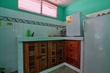 پانسیون Hostal Mar Y Sol